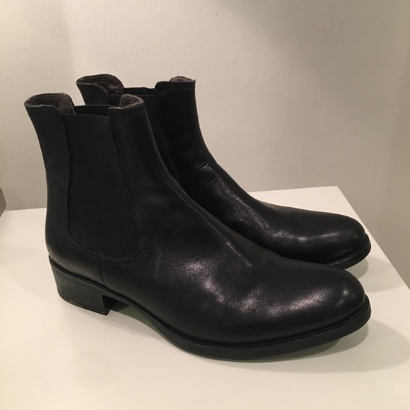 Black booties - Picture 3 of 5